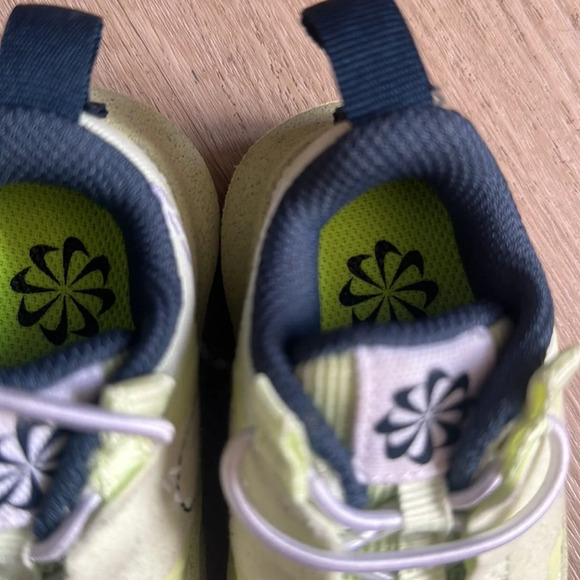 🌼Nike crater impact toddler size 4c - Picture 3 of 4